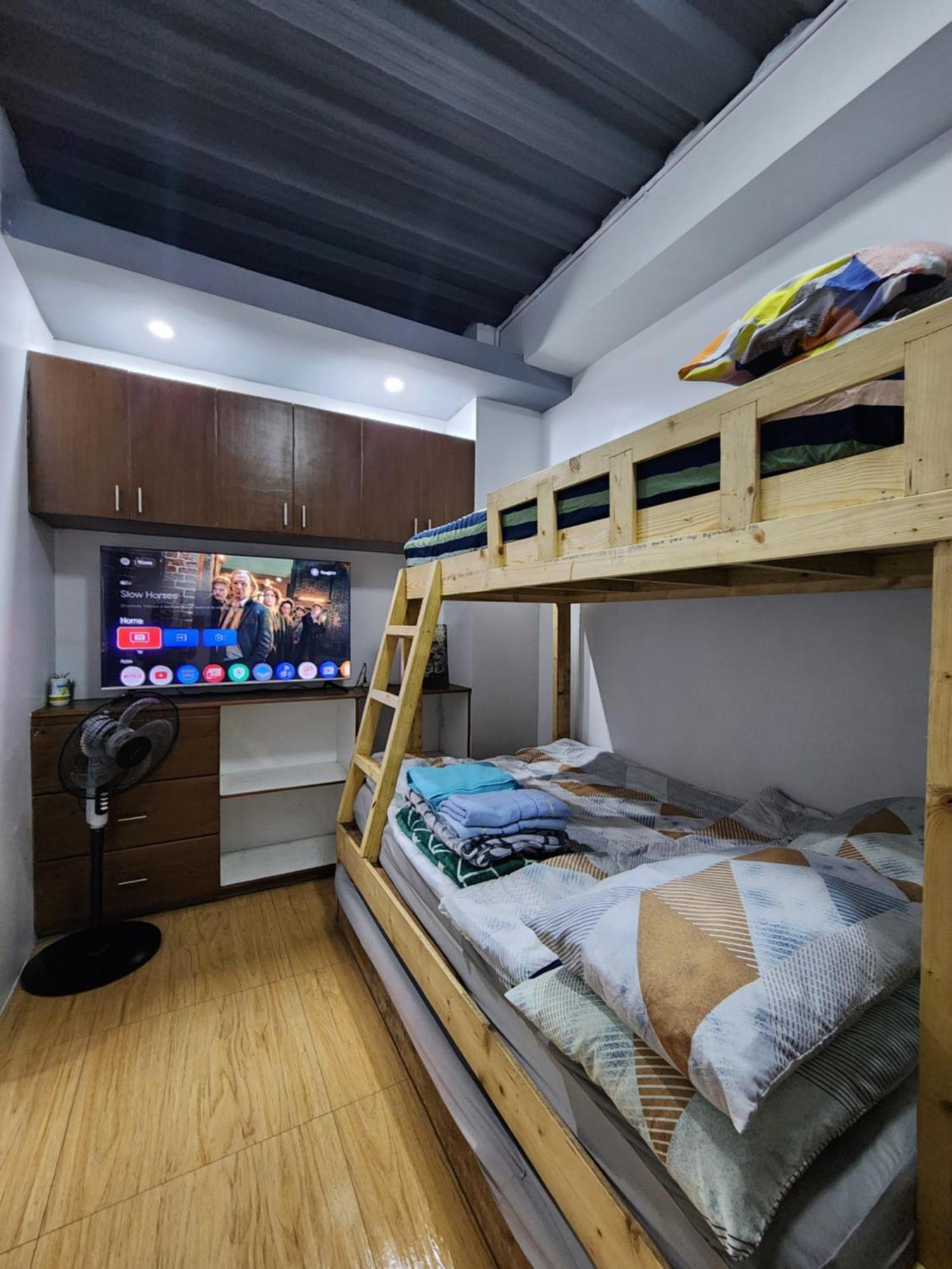 Mountain And Sunsetview Baguio Residences Багио Номер фото